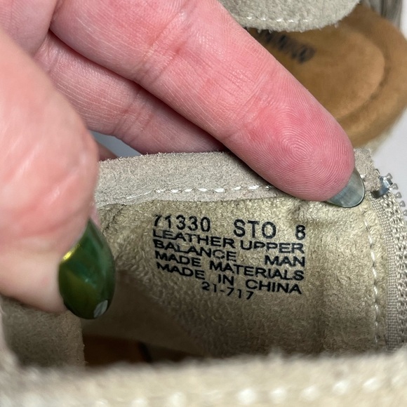 Minnetonka Fringed Platform Wedge Espadrilles - Picture 11 of 13